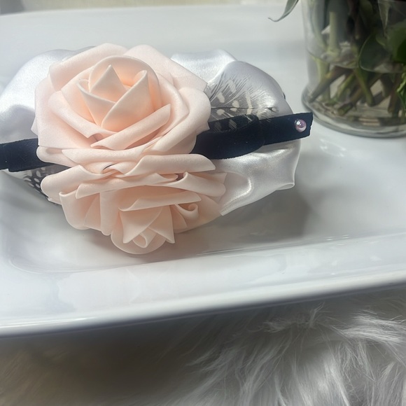 ROSE HEADBAND - Picture 3 of 8